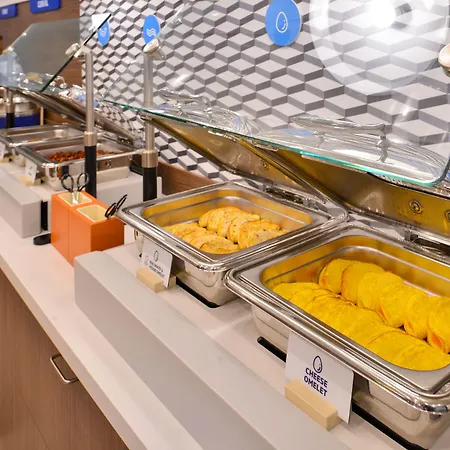 Holiday Inn Express & Suites Raleigh Airport - Brier Creek By Ihg-2